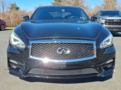 Used 2015 INFINITI Q70 3.7 w/ Sport Package image 2