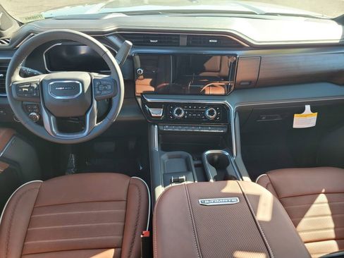 New 2026 GMC Sierra 2500 Denali Ultimate w/ Max Trailering Package image 10