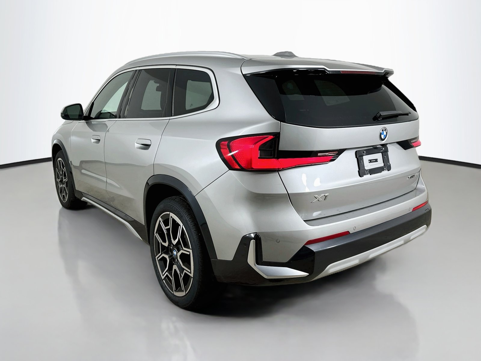 Used 2026 BMW X1 xDrive28i w/ Convenience Package AWD/4WD image 7