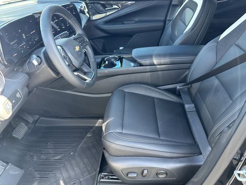 New 2026 Chevrolet Blazer EV LT image 9