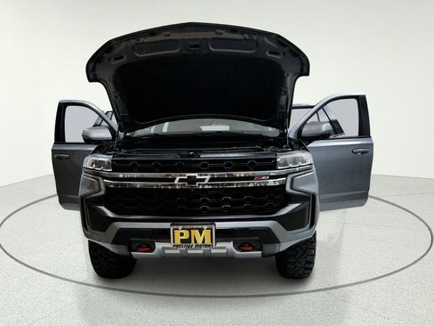 Used 2022 Chevrolet Tahoe Z71 w/ Z71 Off-Road Package AWD/4WD image 12