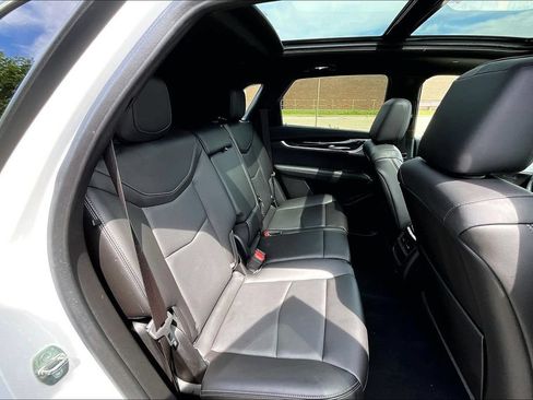 Used 2023 Cadillac XT5 Premium Luxury w/ LPO, Floor Liner Package AWD/4WD image 26