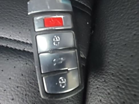 Used 2013 Volkswagen CC Sport image 33