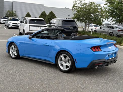 Used 2026 Ford Mustang Premium RWD image 4