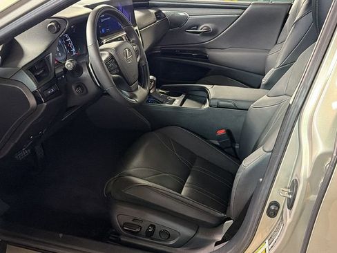 Used 2023 Lexus ES 300h Ultra Luxury w/ Accessory Package (Z2) image 21