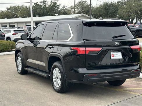 Certified 2025 Toyota Sequoia SR5 image 5