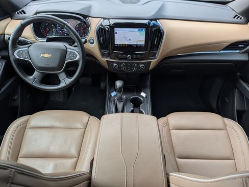 Certified 2023 Chevrolet Traverse Premier AWD/4WD image 12