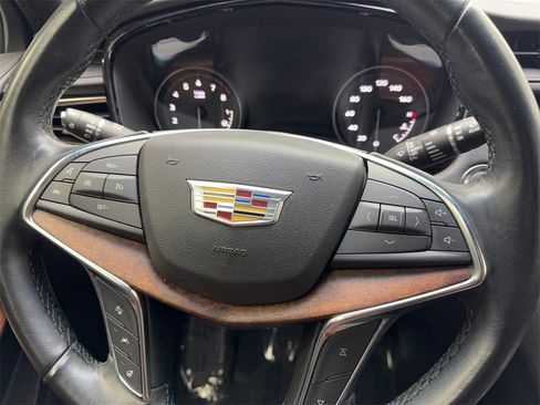 Used 2021 Cadillac XT5 Premium Luxury image 55