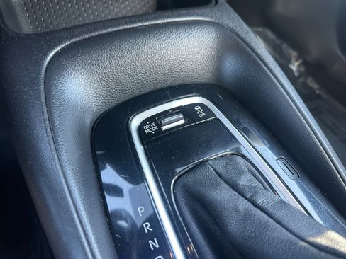 Used 2023 Toyota Corolla SE w/ SE Premium Package image 24