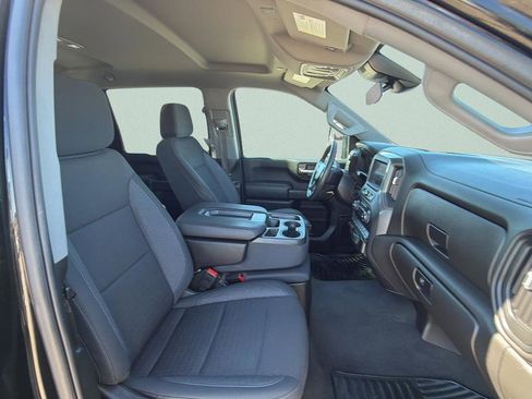 Used 2024 Chevrolet Silverado 2500 Custom w/ Custom Convenience Package AWD/4WD image 10