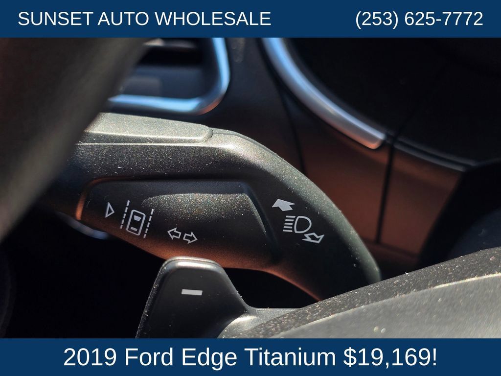 Used 2019 Ford Edge Titanium w/ Cold Weather Package AWD/4WD image 32
