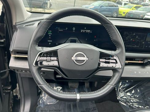 Used 2023 Nissan Ariya FWD image 19