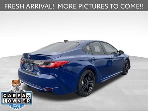 Used 2025 Toyota Camry XSE image 4