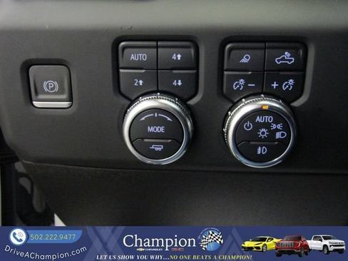 Used 2024 GMC Sierra 1500 Denali AWD/4WD image 36