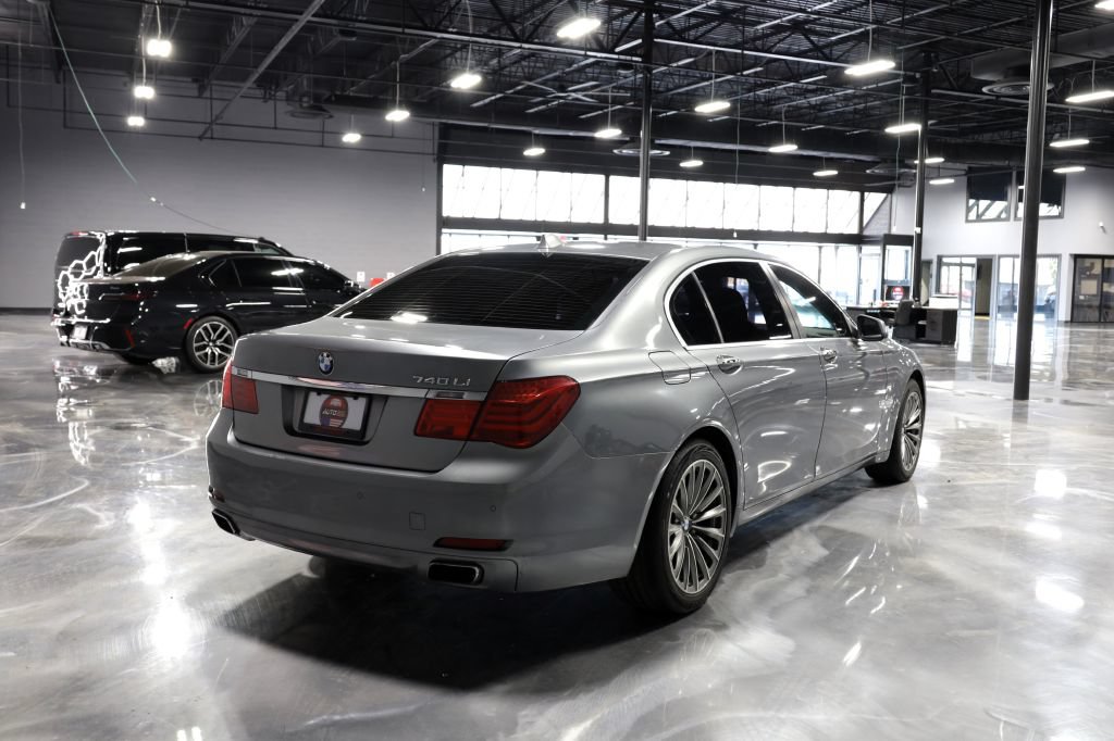 Used 2012 BMW 740Li RWD image 7
