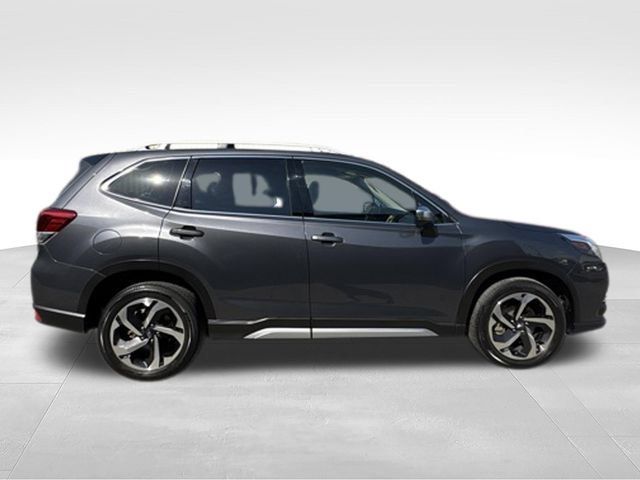 Used 2024 Subaru Forester Touring AWD/4WD image 8