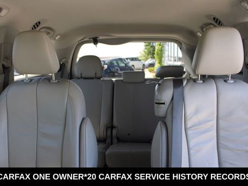 Used 2014 Toyota Sienna XLE w/ XLE Premium Package FWD image 29