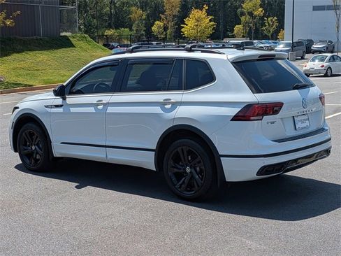 Used 2024 Volkswagen Tiguan SE R-Line image 6