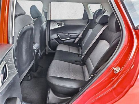 Used 2024 Kia Soul LX w/ Option Group 015 FWD image 30
