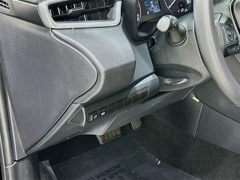 Used 2024 Toyota Corolla SE image 10