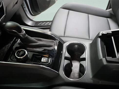 Used 2025 GMC Canyon Elevation w/ Convenience Package AWD/4WD image 19