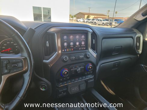 Used 2021 Chevrolet Silverado 1500 High Country w/ Technology Package RWD image 23