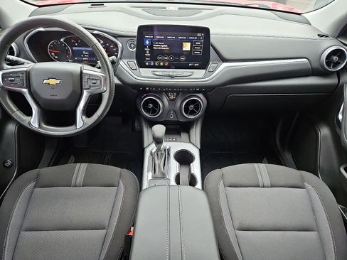 Used 2024 Chevrolet Blazer LT w/ Convenience Package FWD image 11