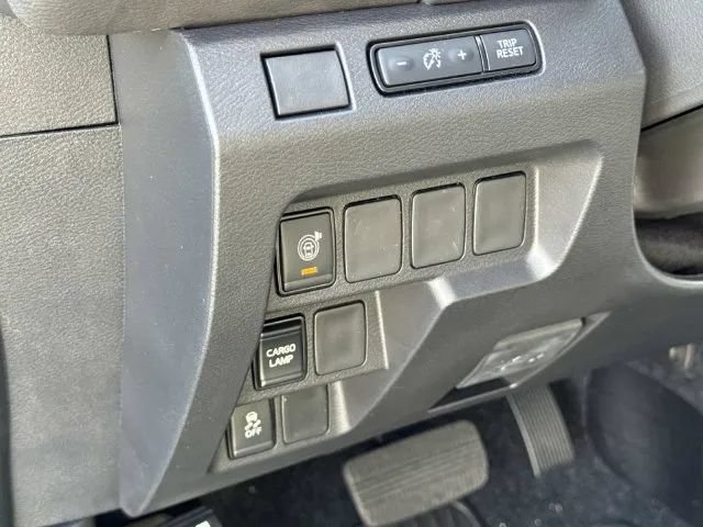 New 2026 Nissan Frontier SV w/ Tow Package AWD/4WD image 26