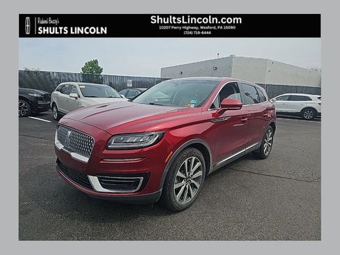 Used 2019 Lincoln Nautilus Select image 1