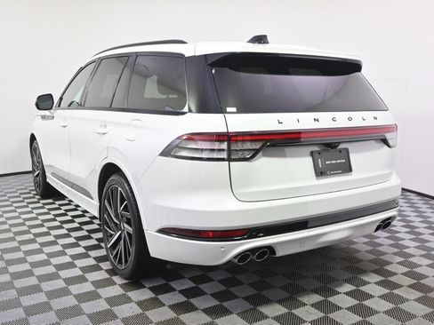 New 2026 Lincoln Aviator Black Label AWD/4WD image 4