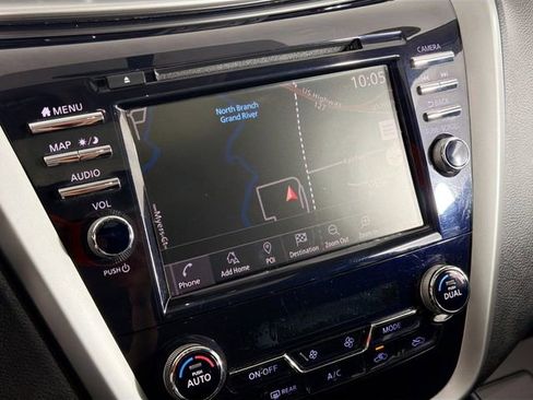 Used 2019 Nissan Murano SV AWD/4WD image 14