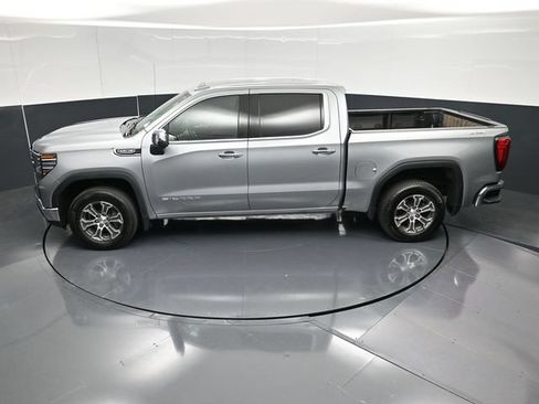 Used 2025 GMC Sierra 1500 SLT AWD/4WD image 50