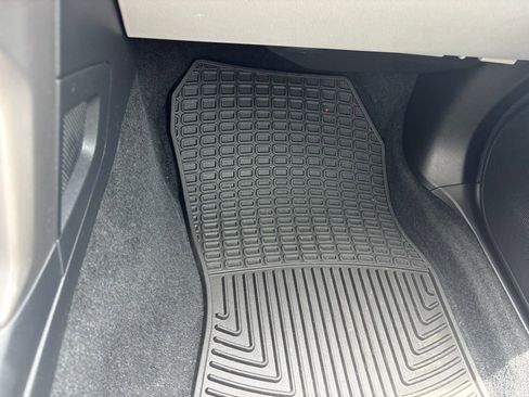 Used 2018 Subaru Forester 2.5i Limited AWD/4WD image 14