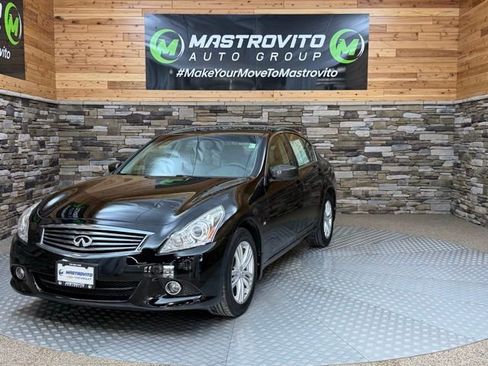 Used 2015 INFINITI Q40 AWD w/ Navigation Package image 4