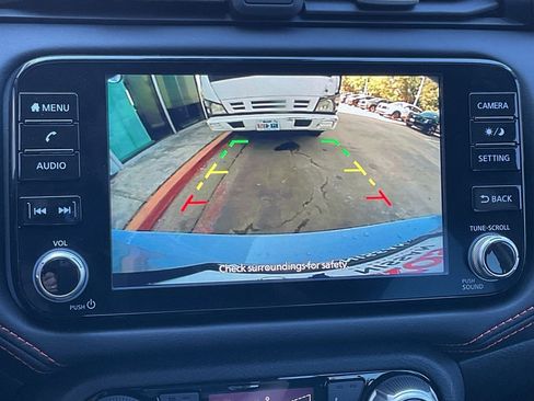 New 2025 Nissan Versa SR w/ Trunk Package image 28