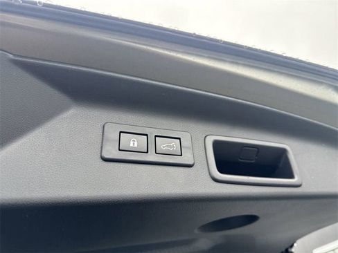 New 2025 Subaru Forester Touring image 92