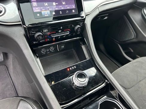 Used 2023 Jeep Grand Cherokee Altitude image 29