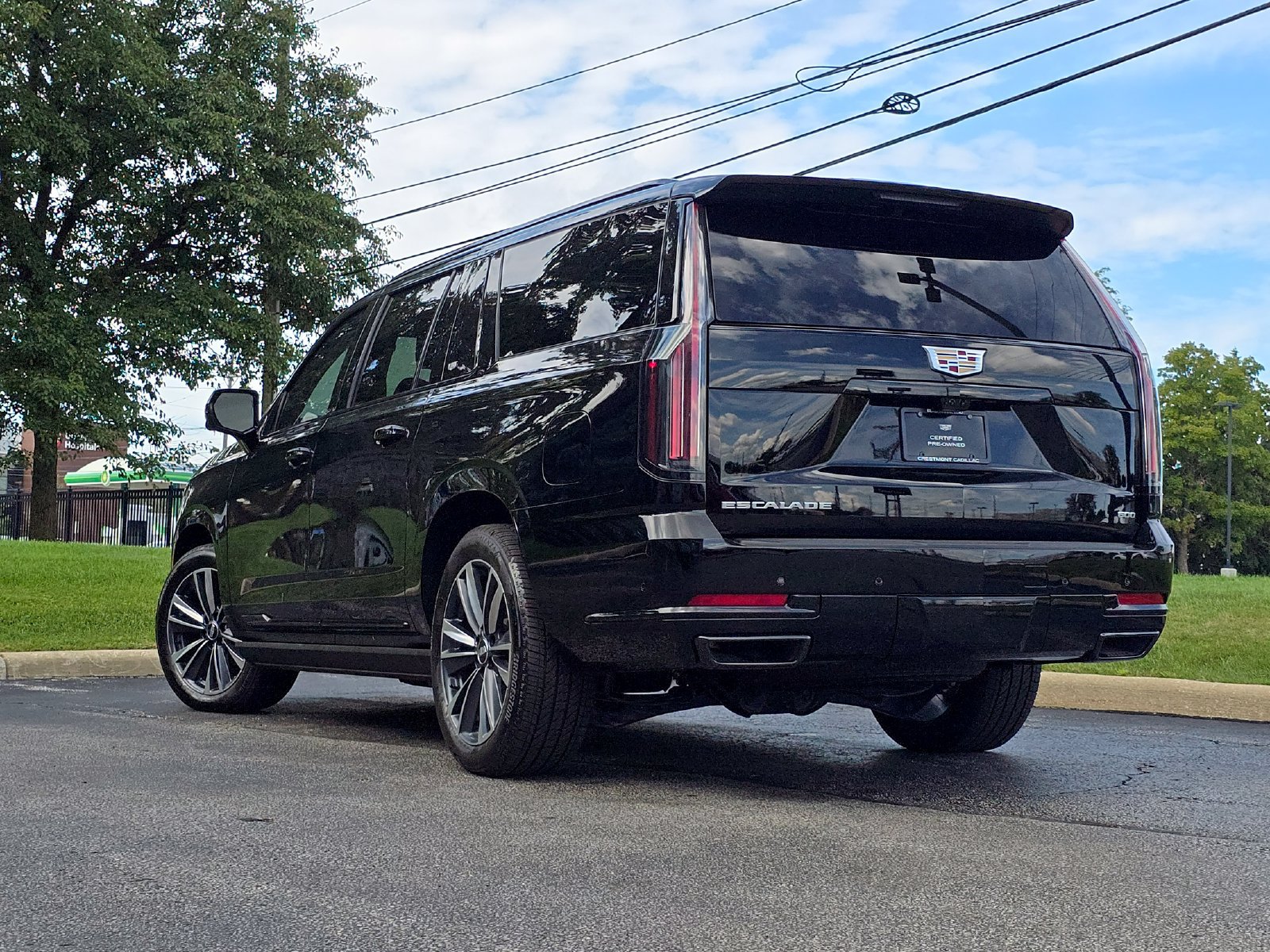 Certified 2026 Cadillac Escalade ESV Sport w/ Touring Package AWD/4WD image 21