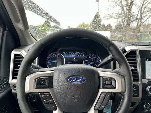 Used 2019 Ford F250 Lariat w/ Lariat Value Package AWD/4WD image 21
