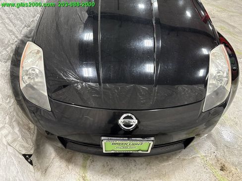Used 2004 Nissan 350Z Touring image 18
