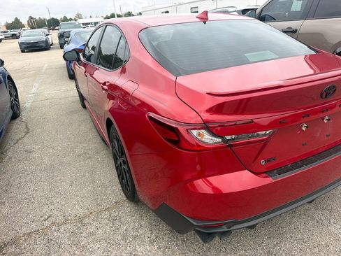 Used 2025 Toyota Camry SE w/ Multimedia Upgrade Package FWD image 6