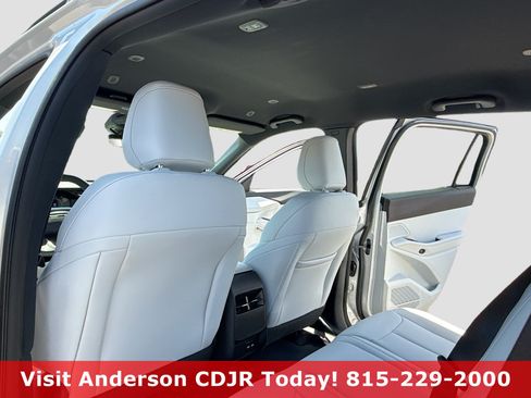 New 2026 Jeep Cherokee Limited AWD/4WD image 6