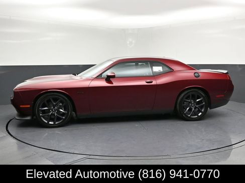 Used 2023 Dodge Challenger R/T w/ Blacktop Package image 2