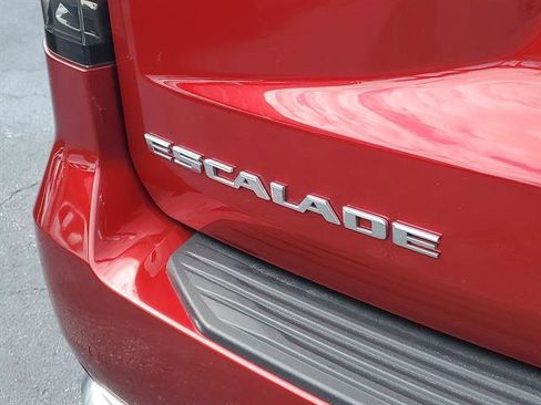 Certified 2024 Cadillac Escalade Premium Luxury Platinum image 9
