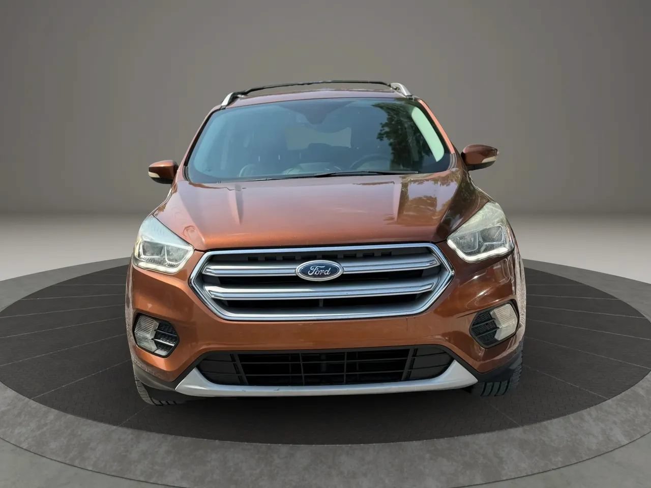 Used 2017 Ford Escape Titanium FWD image 2