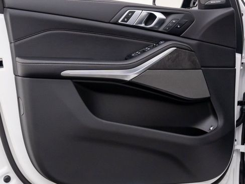 New 2026 BMW X5 xDrive50e w/ Executive Package image 14