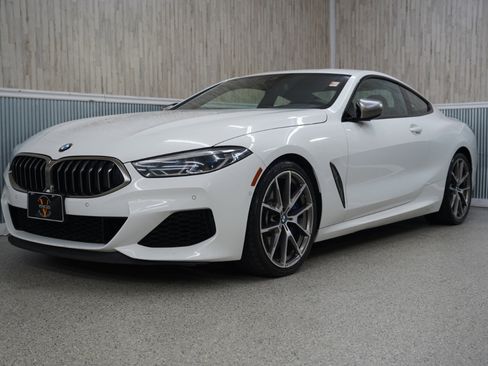 Used 2019 BMW M850i xDrive Coupe w/ Driving Assistance Package image 4