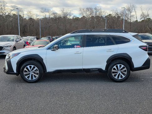 Certified 2023 Subaru Outback Premium image 12