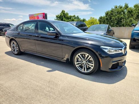 Used 2019 BMW 750i xDrive w/ Executive Package AWD/4WD image 1