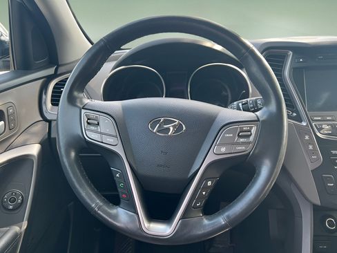 Used 2014 Hyundai Santa Fe GLS FWD image 18